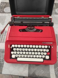 macchina da scrivere Olivetti Lettera 92
