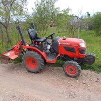 Trattore KUBOTA