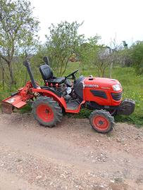 Trattore KUBOTA