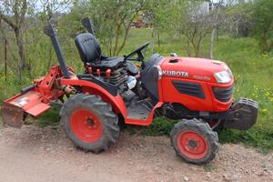 Trattore KUBOTA