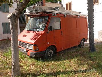 Fiat 242 Rosso Funzionante