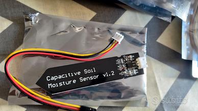 Sensore capacitivo umiditá del terreno per Arduino