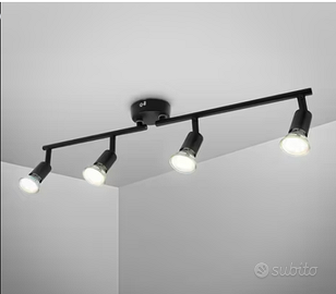 Lampada da soffitto orientabile