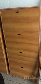 Scarpiera salvaspazzo in legno.