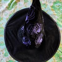 Abiti, maschere, cappelli per carnevale