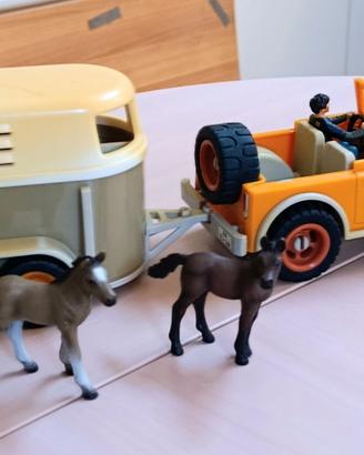 Schleich Fuoristrada con Van Vintage 