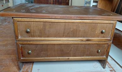 Cassettiera classica in legno massello