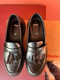 BATA SCARPE DA DONNA CON NAPPINE