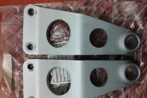 Pedane posteriori moto Guzzi V7 Racer 