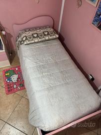 Letto e scrivania