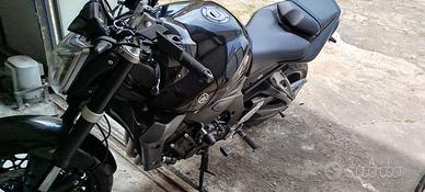 Moto fz1