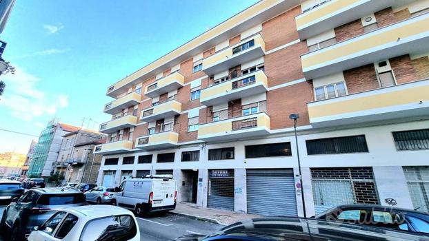 Ampio Quadrilocale in Via Rigopiano a Pescara