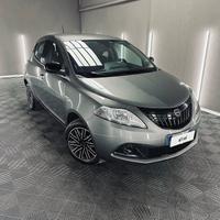 Lancia Ypsilon 1.0 FireFly 5 porte S&S Hybrid Silv
