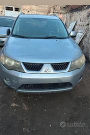 Ricambi MITSUBISHI OUTLANDER