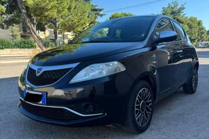 Lancia Ypsilon mya