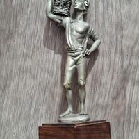 Statuetta da collezione in peltro