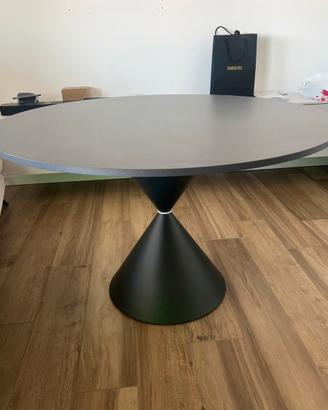 Tavolo rotondo Midj + 4 sedie