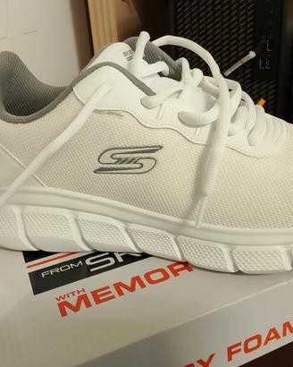 BOBS SPORR SKECHERS MEMORY FOAM