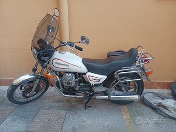Moto Guzzi V35 c chi è interessato,si paga poco di