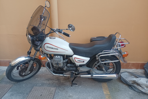 Moto Guzzi V35 c chi è interessato,si paga poco di