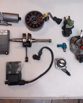 Ricambi per scooter 50 ad iniezione.