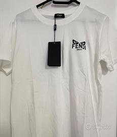 T-shirt fendi