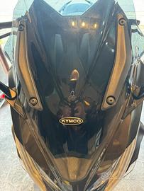 Cupolino per kymco ak 550