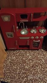 Cucina giocattolo in legno