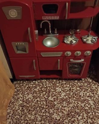 Cucina giocattolo in legno