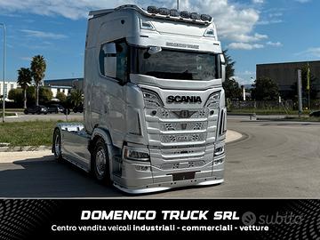 SCANIA 660 S V8