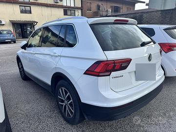 Volkswagen Tiguan 1.6 tdi