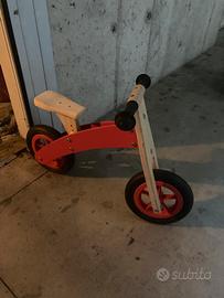Bici in legno  senza pedali