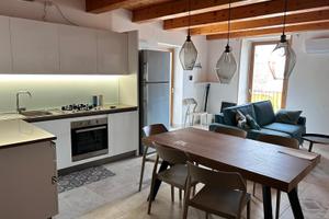 Appartamento con terrazzo vista mare