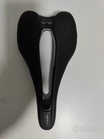 Sella bici Selle Italia rail carbonio 