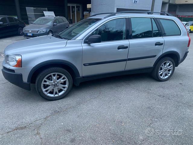 Volvo XC90 (2003-2014)