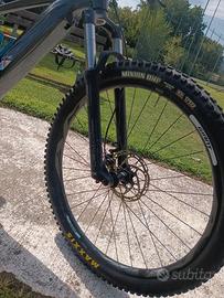 Mountain bike elettrica E-MTB Giant Fathom E+2 pro