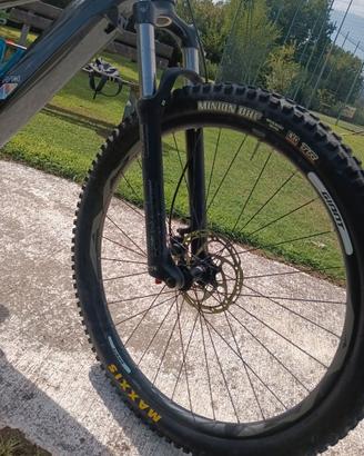 Mountain bike elettrica E-MTB Giant Fathom E+2 pro
