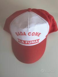 cappellino con visiera bicolore rosso e bianco Bae
