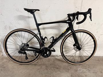 Bici corsa BMC Roadmachine Five Di2