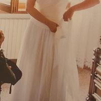 abito da sposa in seta di chiffon