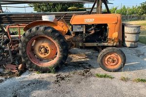 TRATTORE FIAT 311R