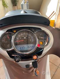 Piaggio Beverly 300