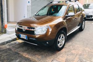 Dacia Duster 1.5 diesel tagliandata - 142000 km -