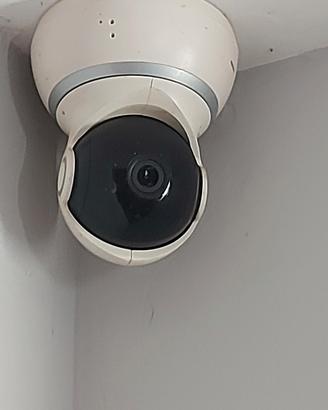Telecamera sicurezza YI Dome Full HD