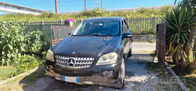 Mercedes ML 320
