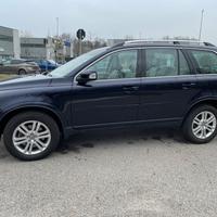 Volvo XC 90 XC90 2.4 D5 185 CV aut. AWD Executive*