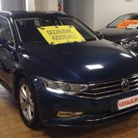 VOLKSWAGEN Passat Variant 2.0 TDI DSG Business V