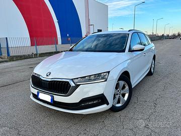 Skoda Octavia sw 2.0Tdi 116cv Dsg Executive