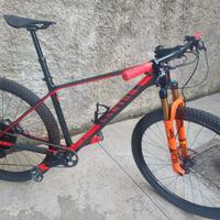 MTB DA 29  CANYON  EXCEED CF SLX CARBONIO