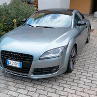 Audi tt mk2 3.2 v6 benzina anno 2011